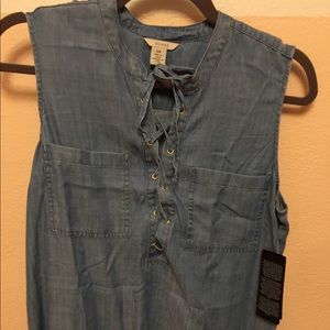 Guess top laces top